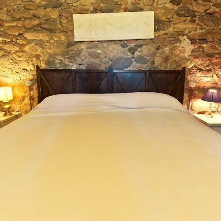 Agriturismo Il Casalino Pari Exterior photo