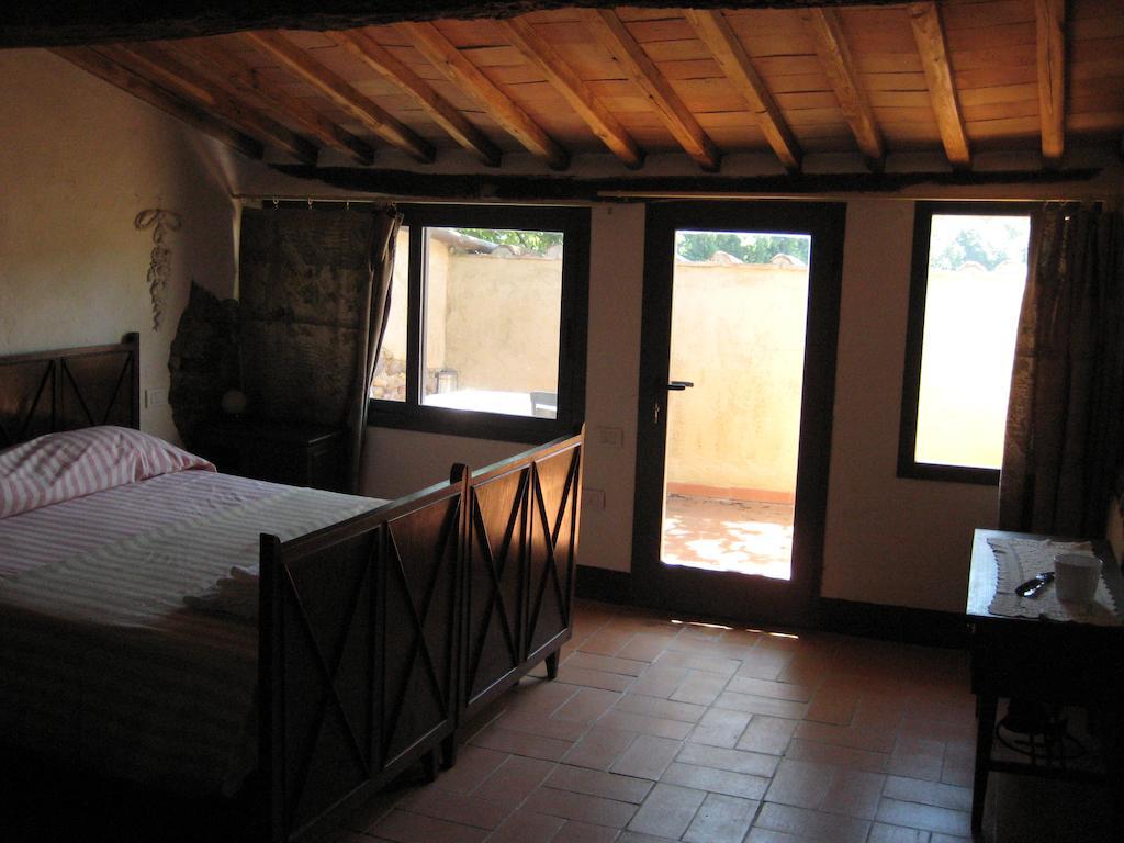 Agriturismo Il Casalino Pari Room photo
